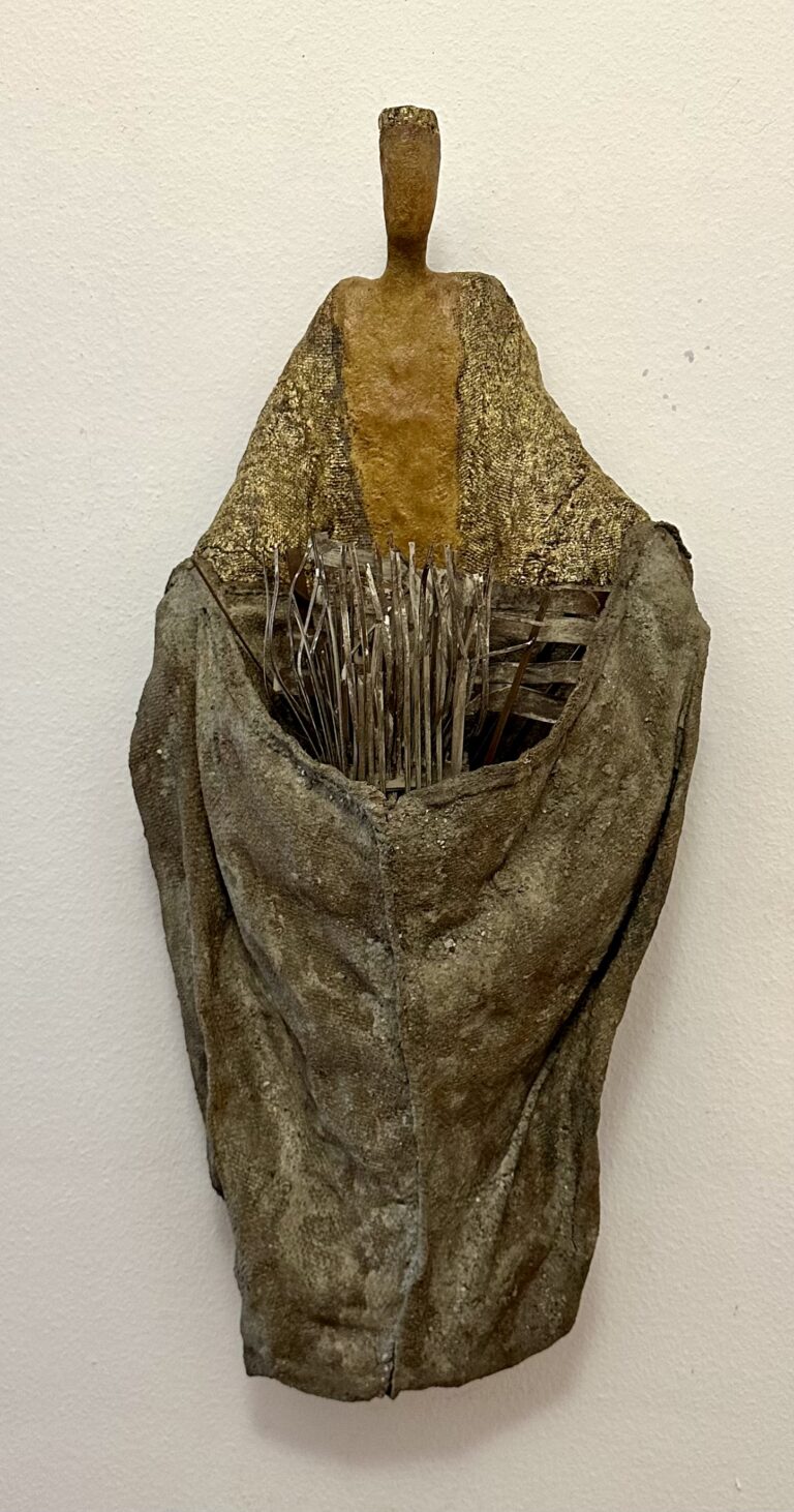 Hilke Turré, PIETÀ , 2026 ,Stahl – Jute , Höhe 130 cm